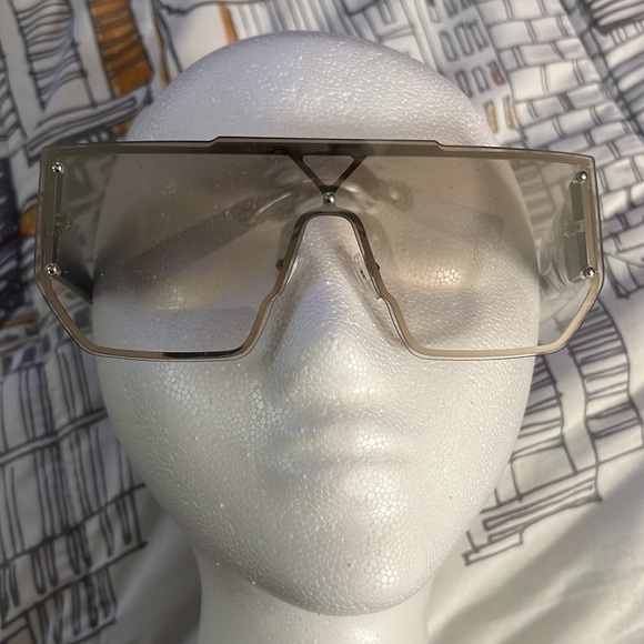 Oversize Square Shield Flat Top Exposed Lens Sunglasses. Black arms - Picture 5 of 8